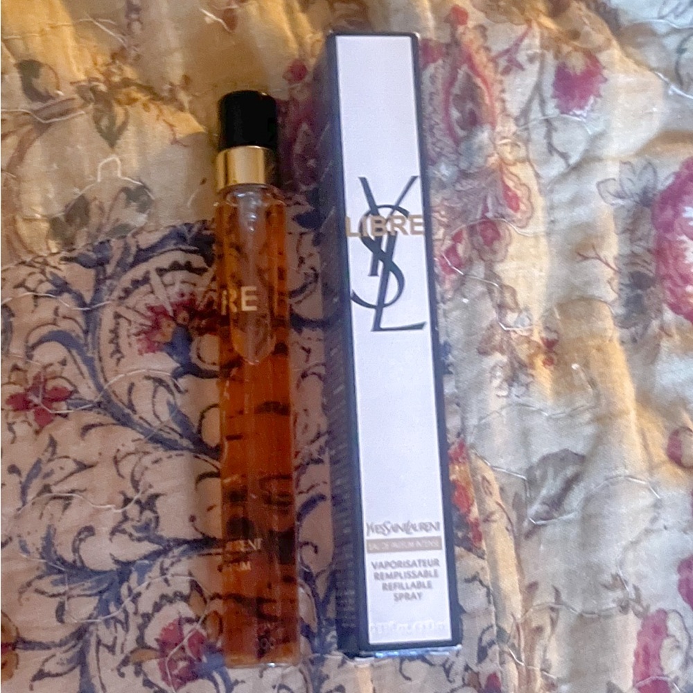 Yves Saint Laurent Libre Intense travel spray